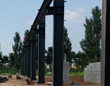 Gemaltes galvanisiertes Stahldach bündelt moderne Fertigmetallscheunen
